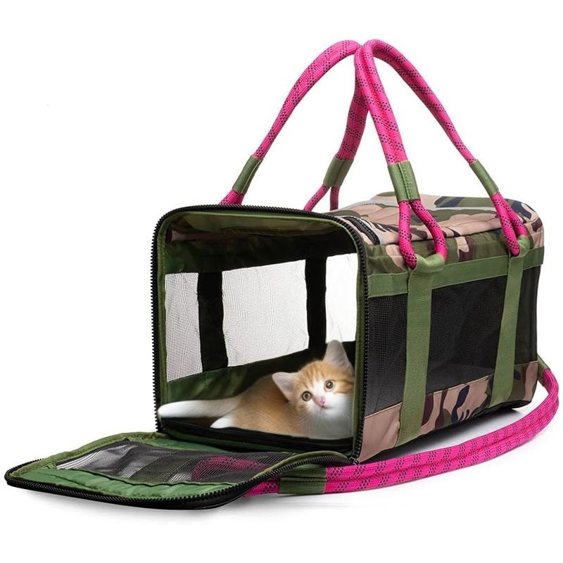 Breathable pet shoulder bag with foldable design