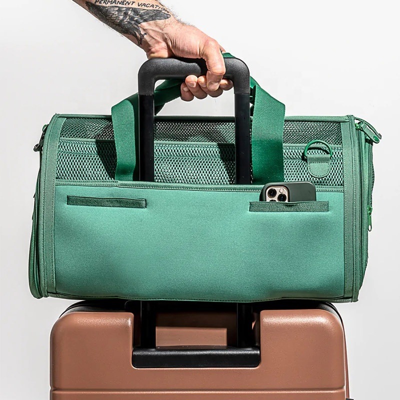 Foldable pet carrier for travel