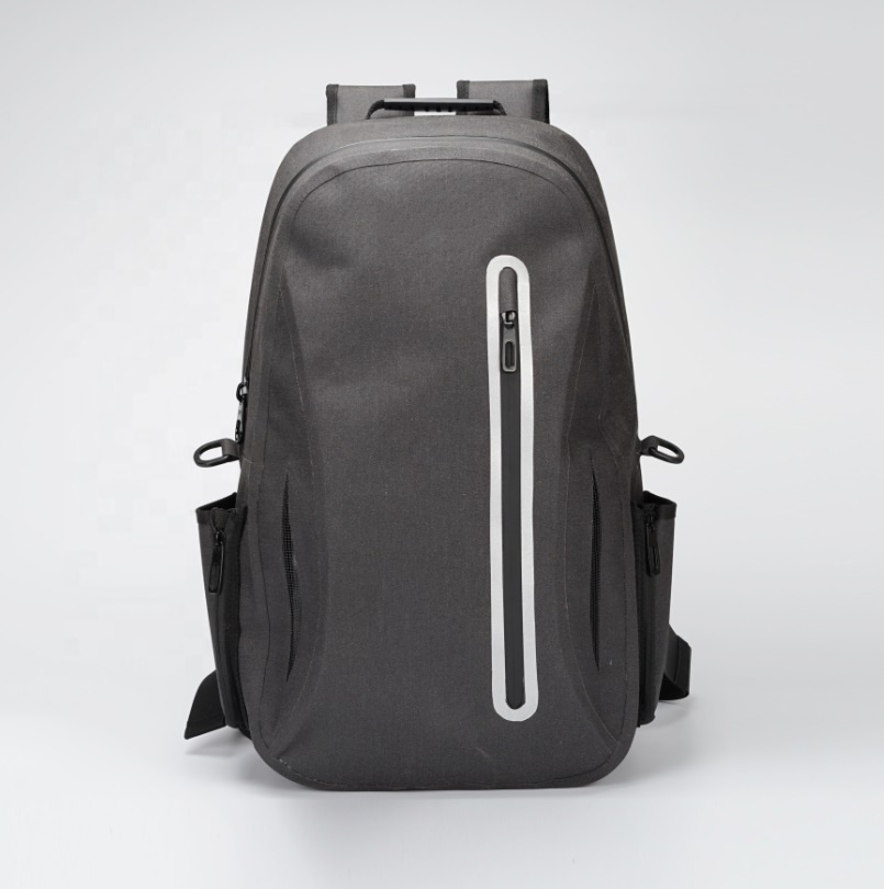 Explore outdoors with tech-friendly backpack